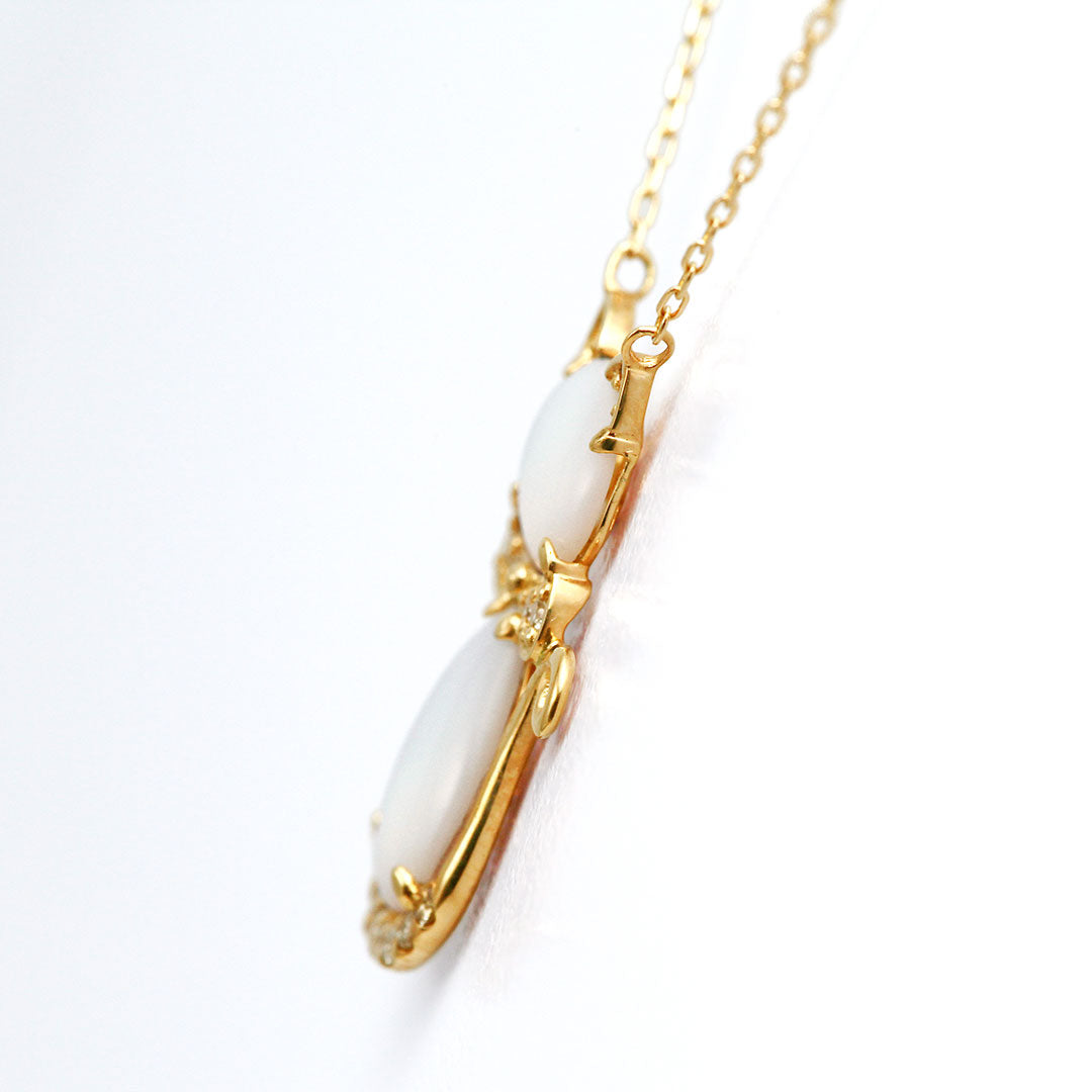 White shell & diamond necklace ｜ PX05442