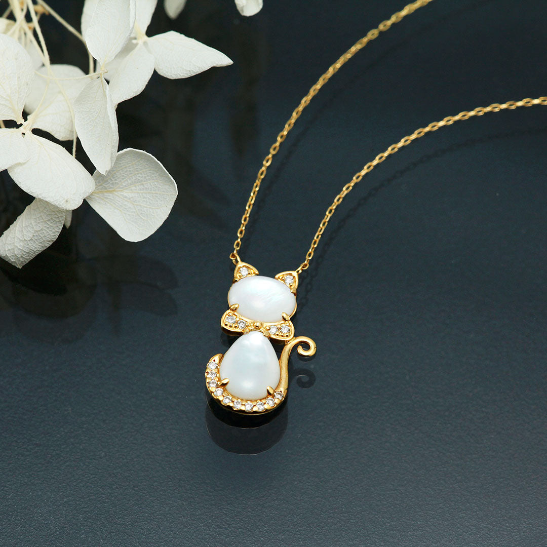 White shell & diamond necklace ｜ PX05442