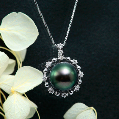 Tahitian black lipped pearl (peacock) pendant necklace ｜ PX05454