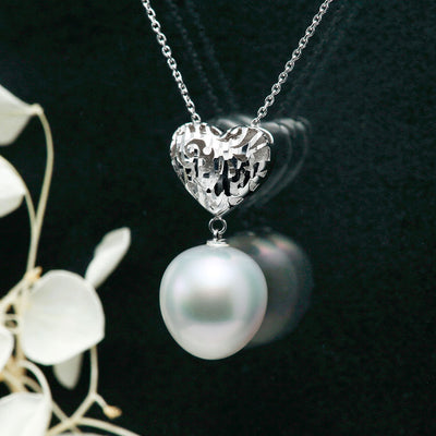 South Sea white pearl reversible pendant necklace ｜ PX05459